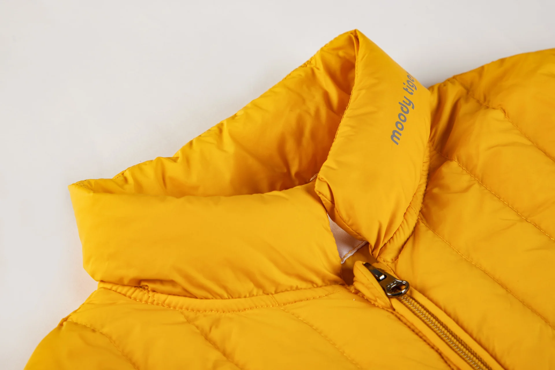 Kids' Lightweight Down Jacket Detail Photography