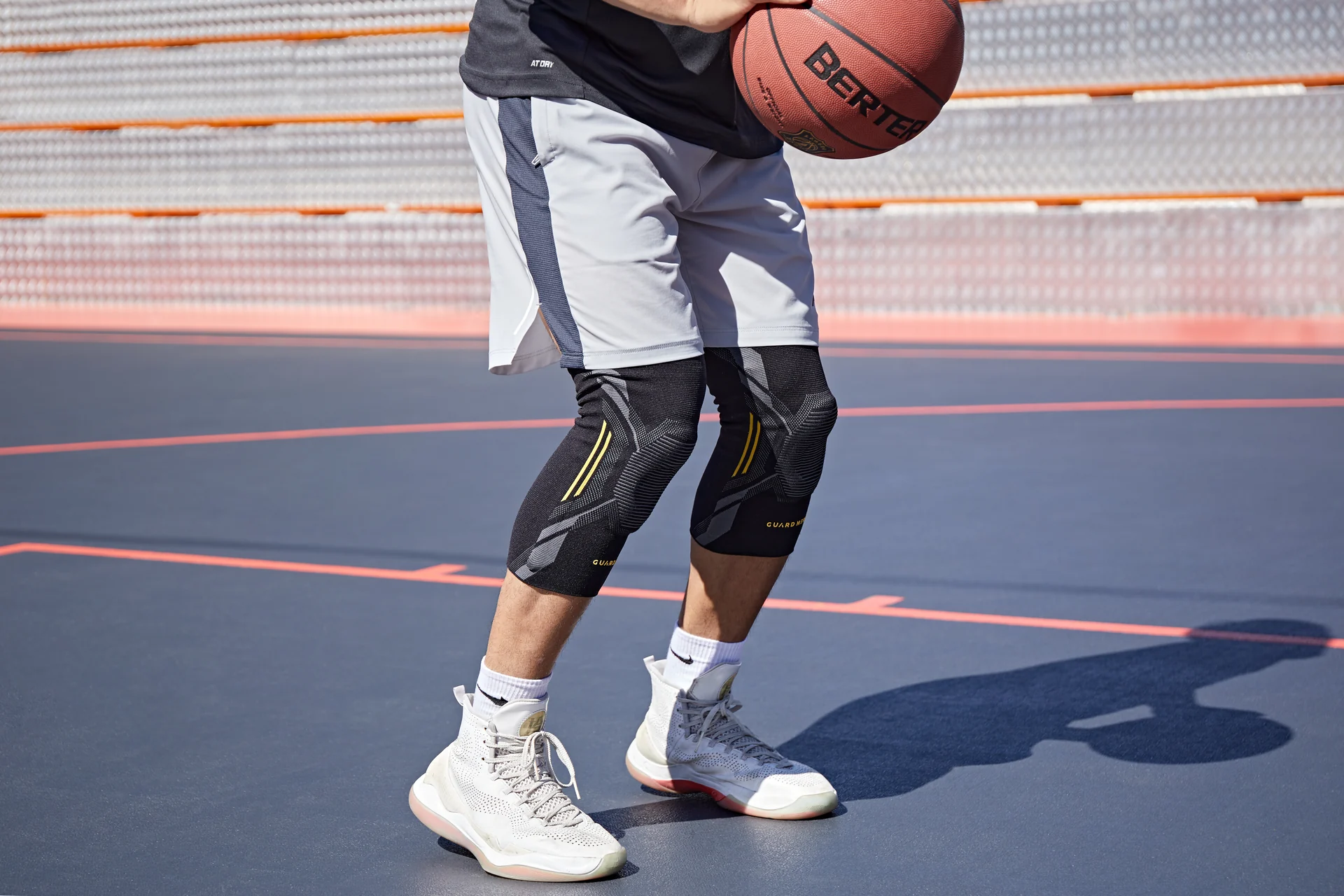 GUARD HERO Knee Pad Outdoor Sports Photography