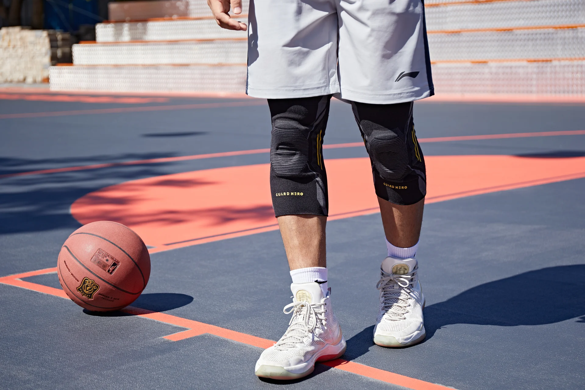 GUARD HERO Knee Pad Outdoor Sports Photography