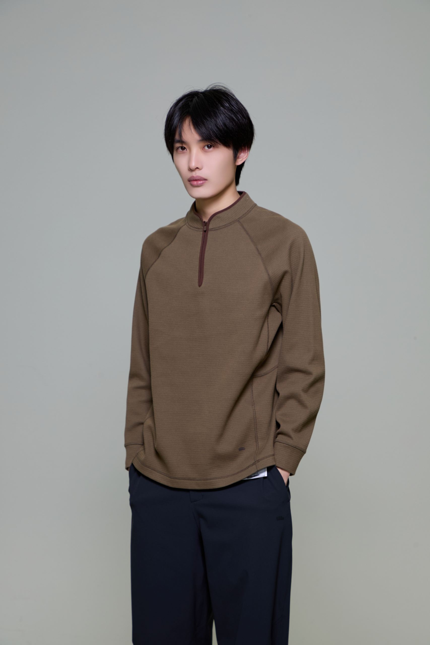 焦下服装模特棚拍
