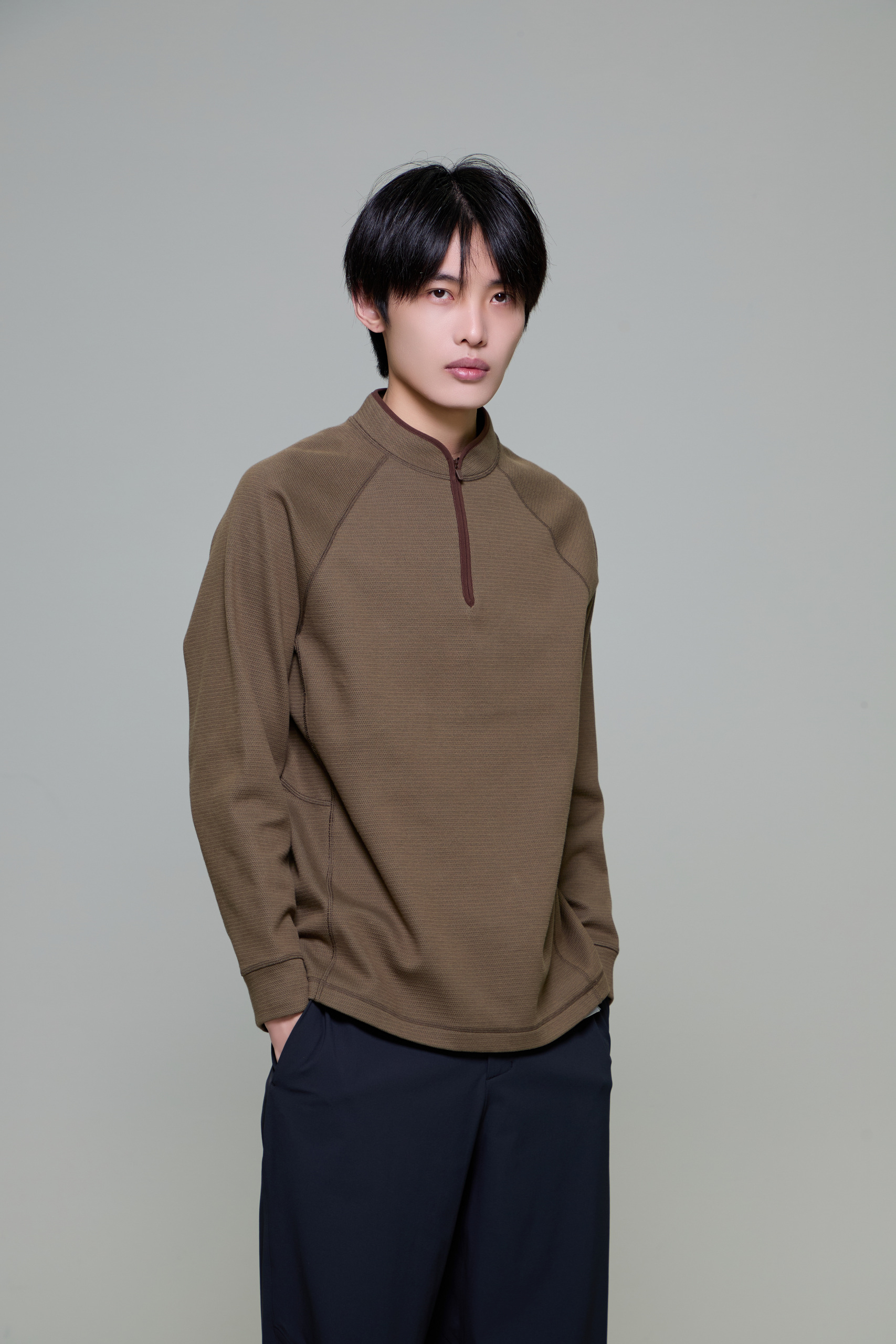 焦下服装模特棚拍