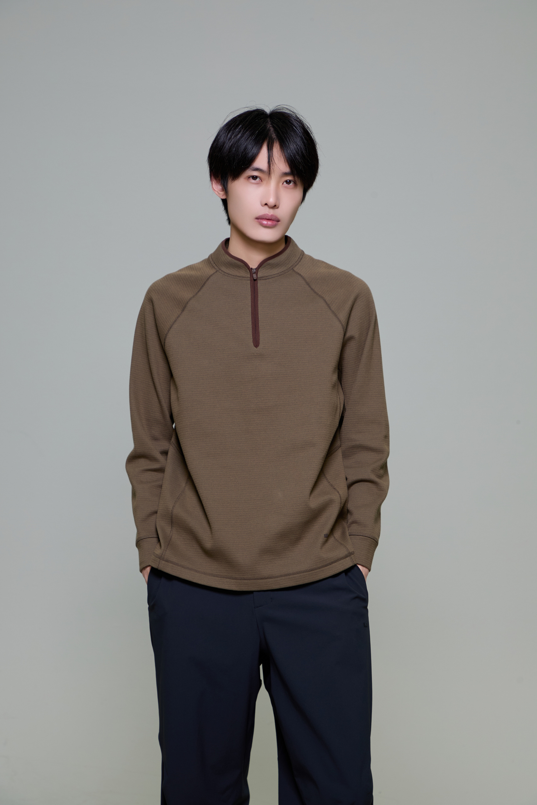 焦下服装模特棚拍