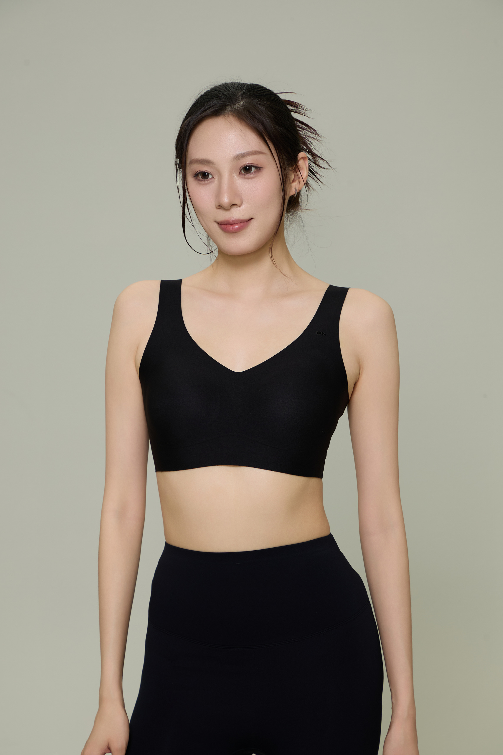 焦下服装模特棚拍