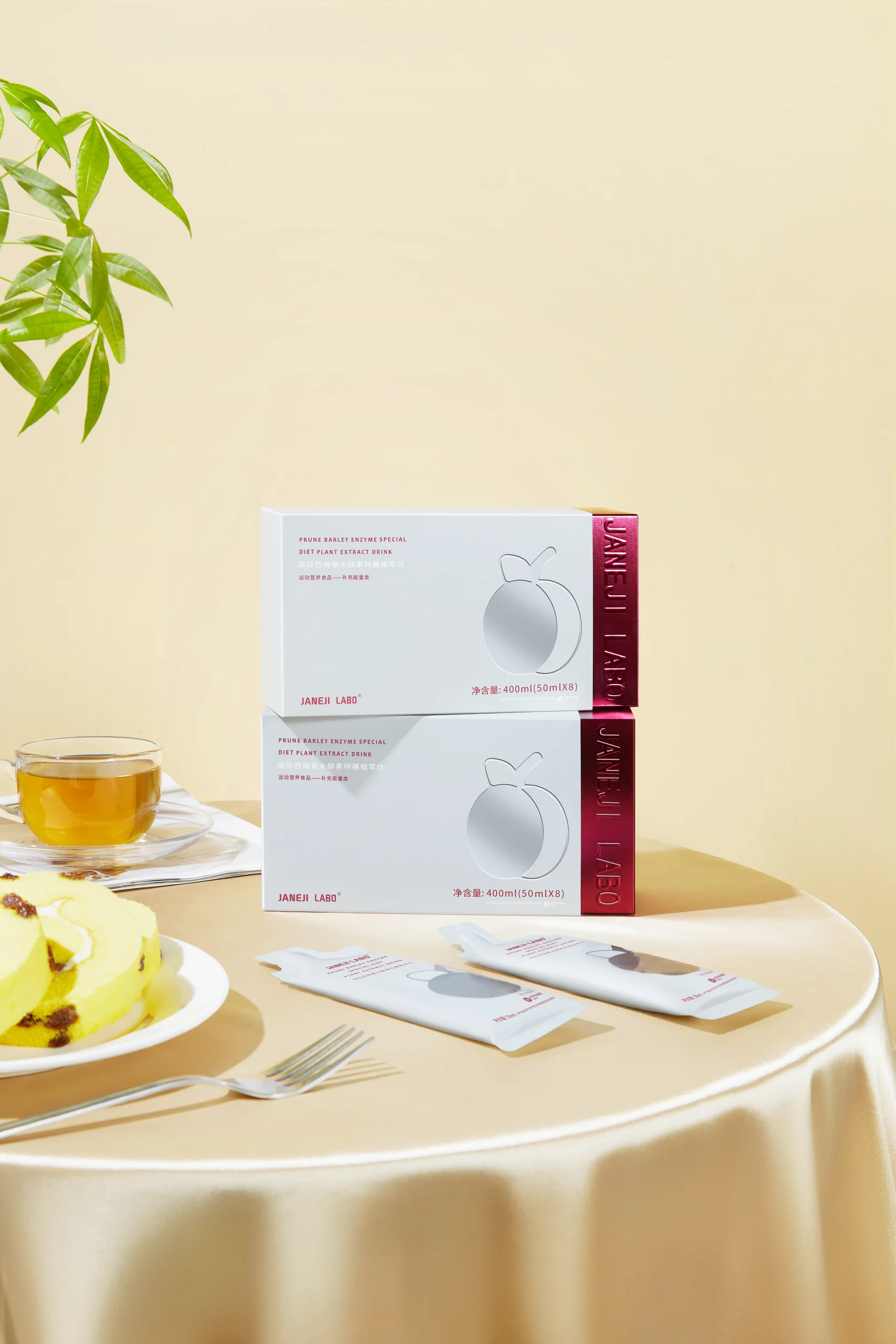 Botanical Drink Packaging Photography