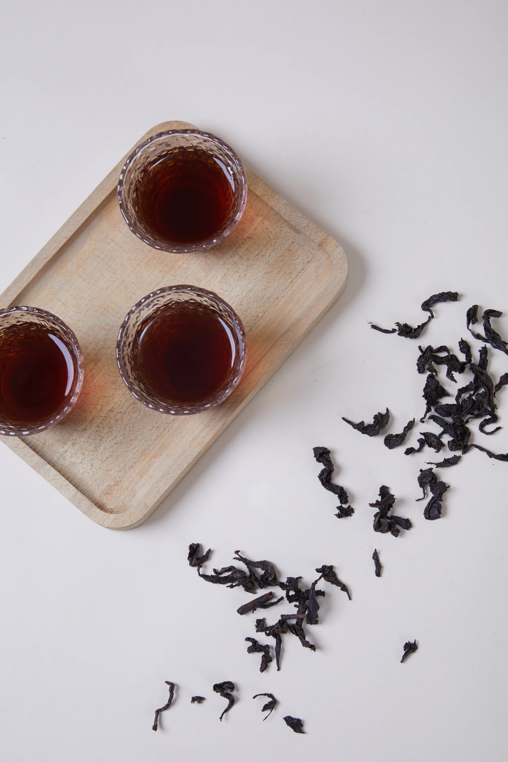 茶叶与橙色包装静物摄影