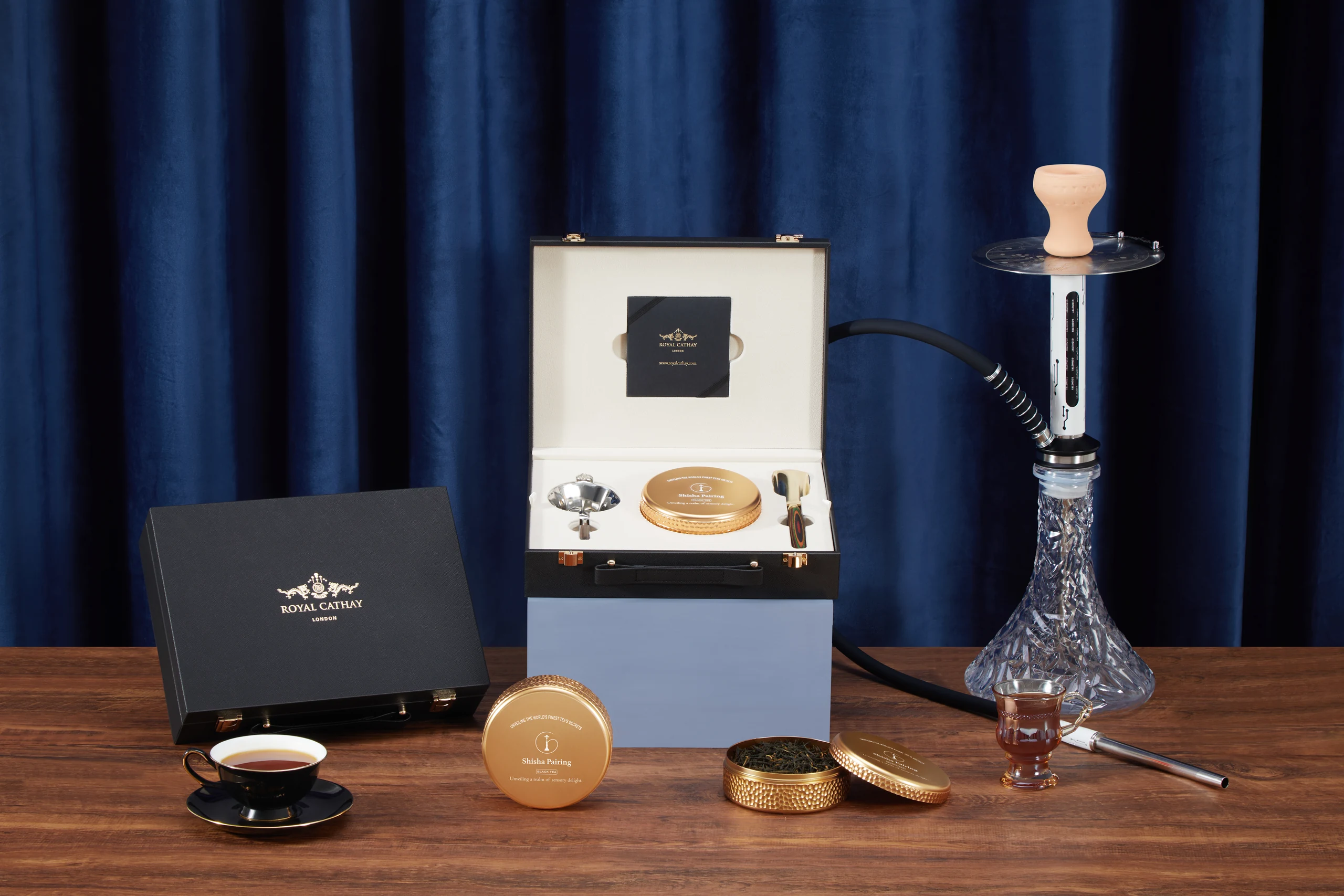 茶叶礼盒与茶具静物摄影