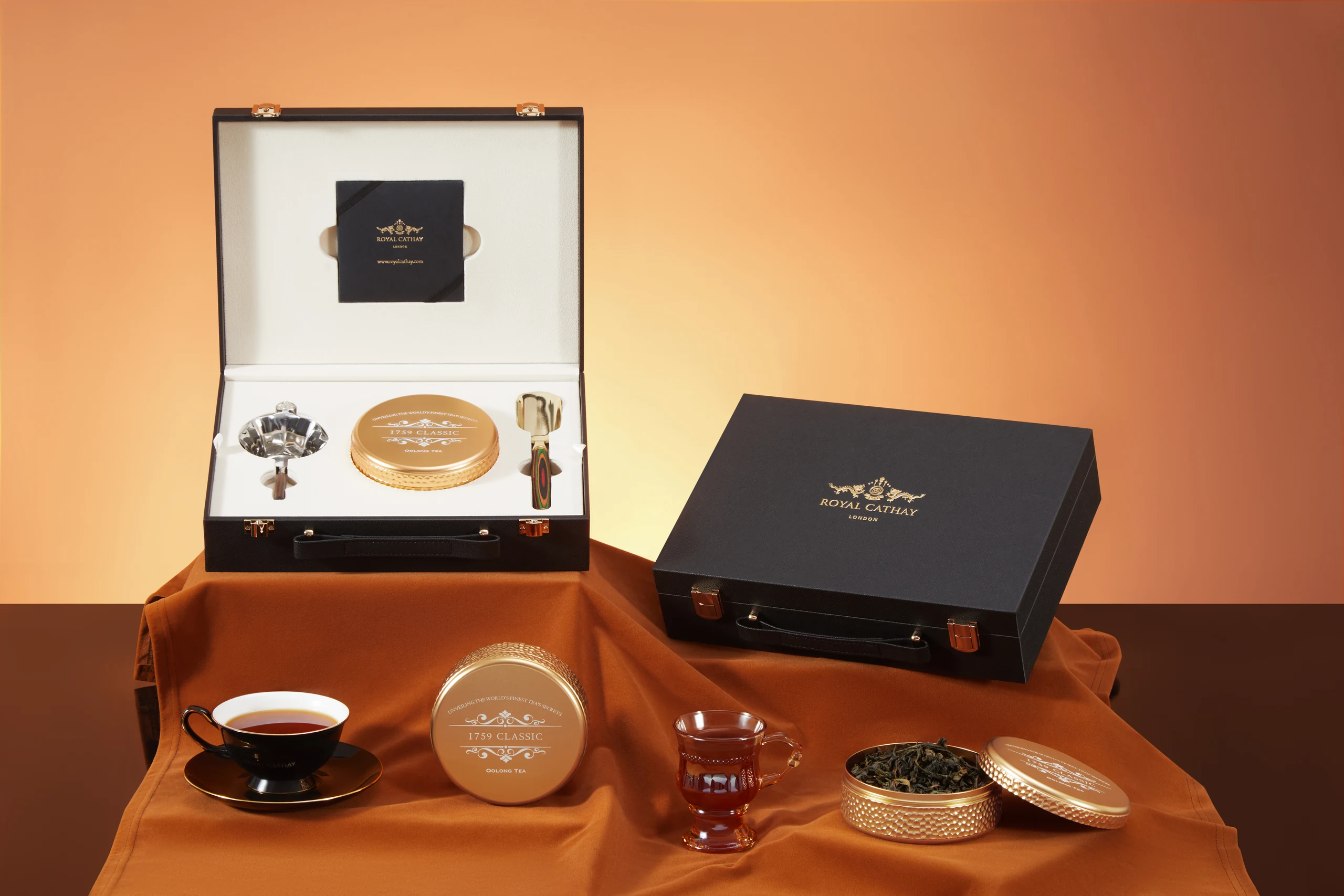 茶叶礼盒与茶具静物摄影