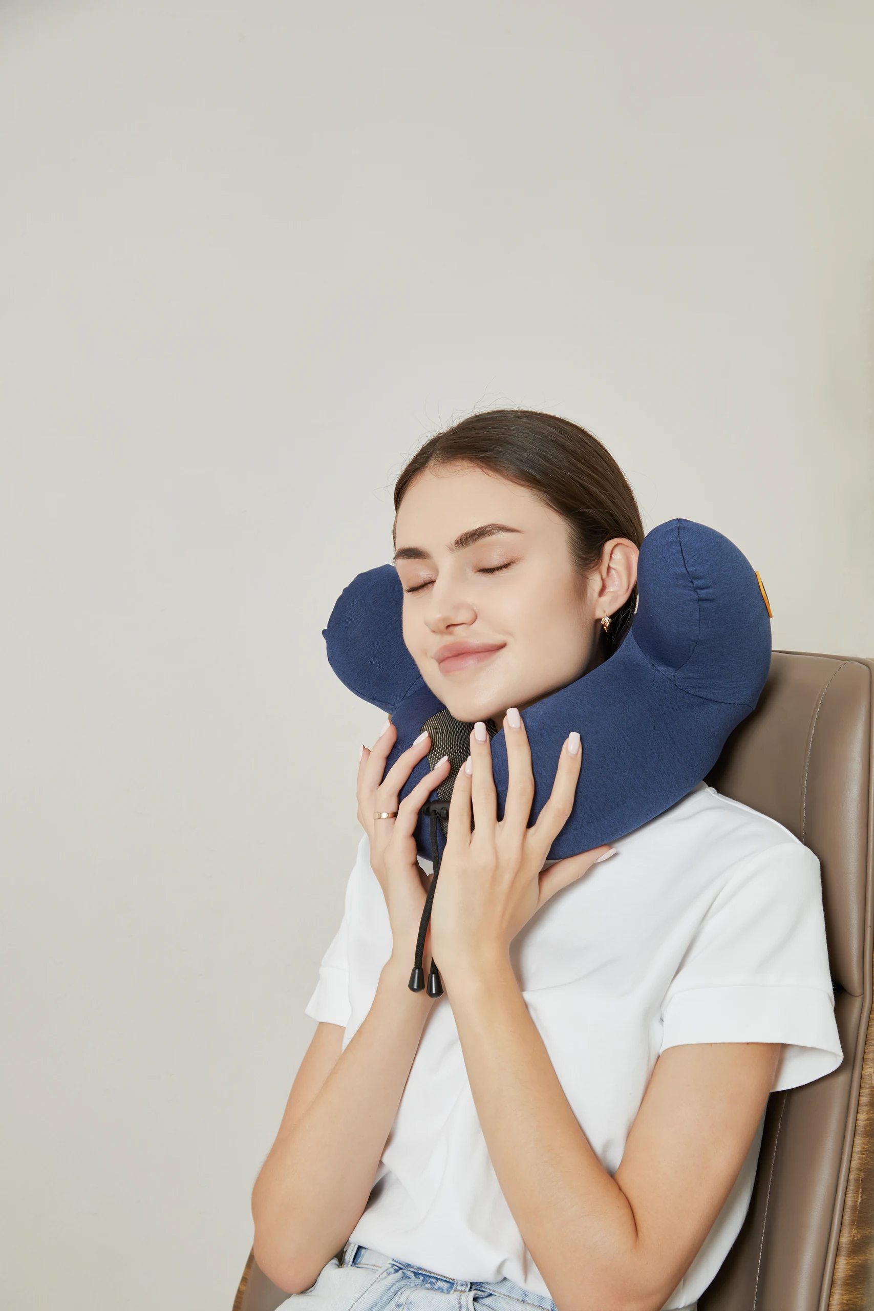 Travel Neck Pillow Lifestyle Photography