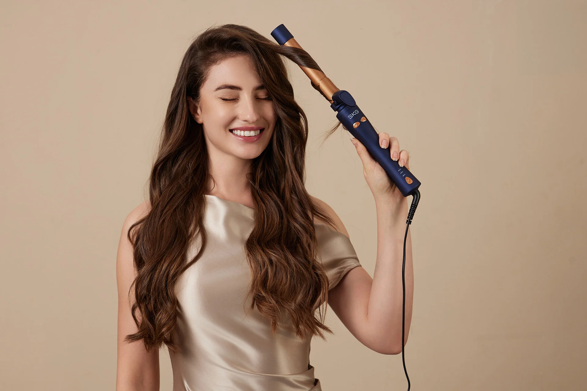 SKG Curling Iron Product Photography | Beauty Appliance Campaign